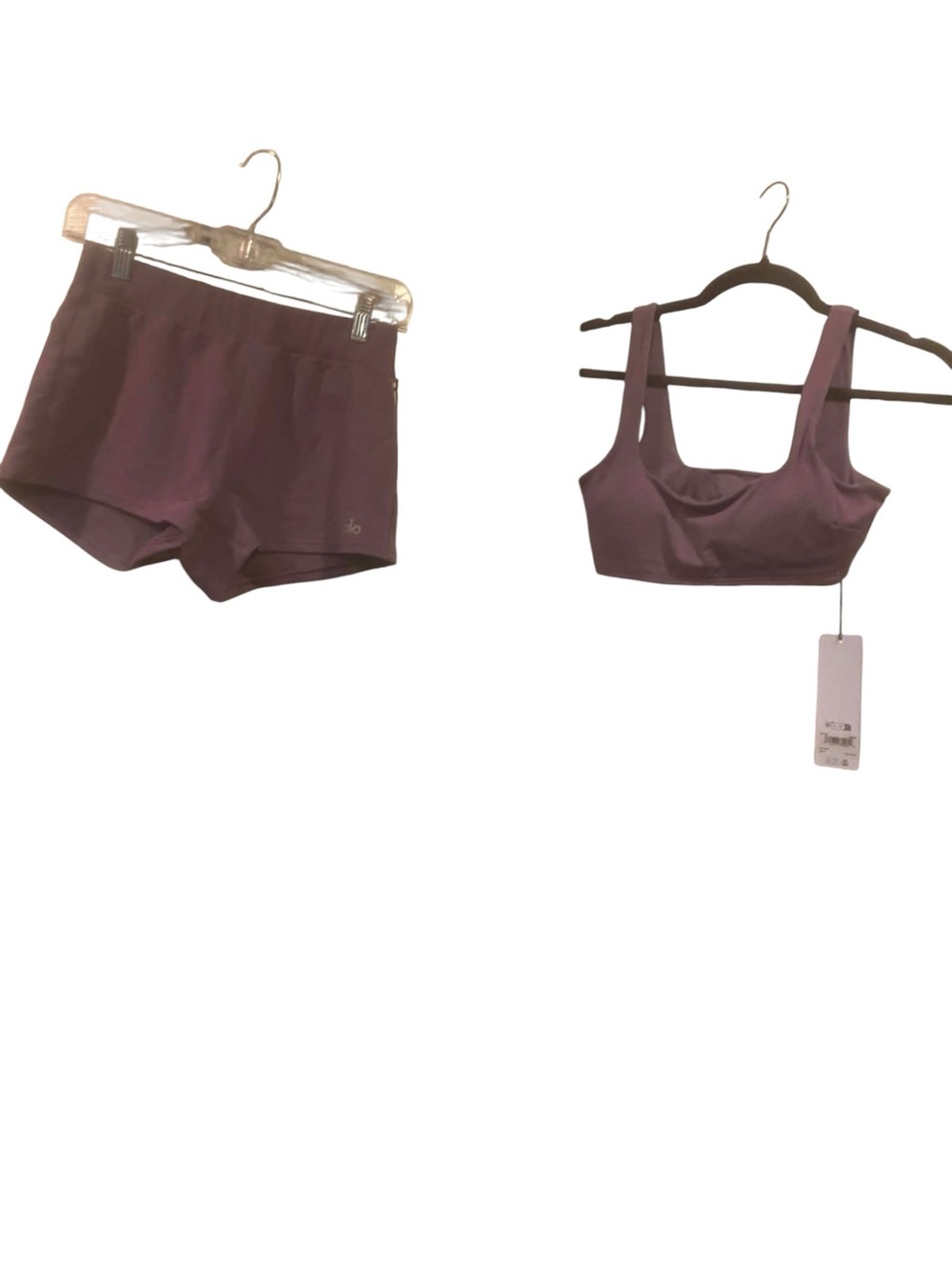NWT Alo Yoga Set Sway It Away Night Short/Matching Bra PLUM KISS Size S/M